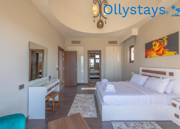 Ollystays Luxury 4br, Heated Pool Villa, Ancient Sands! Kite Surfing Haven Villa Hurgada
