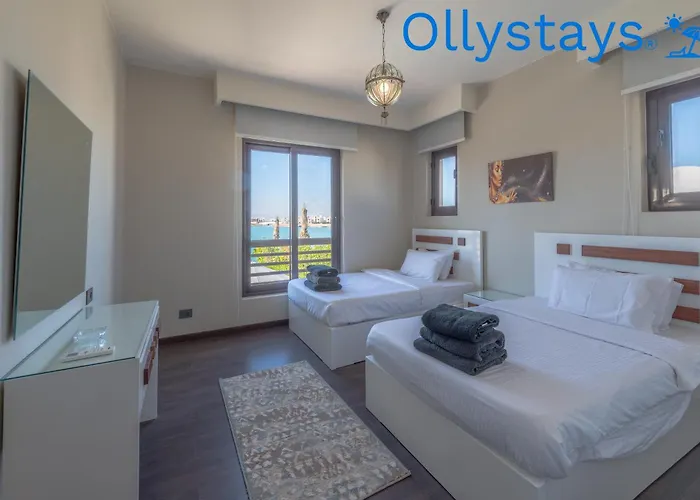 Ollystays Luxury 4br, Heated Pool Villa, Ancient Sands! Kite Surfing Haven *