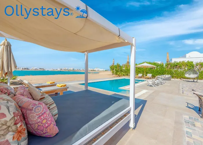 Ollystays Luxury 4br, Heated Pool Villa, Ancient Sands! Kite Surfing Haven