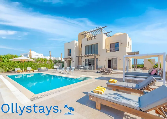Ollystays Luxury 4br, Heated Pool Villa, Ancient Sands! Kite Surfing Haven Villa *